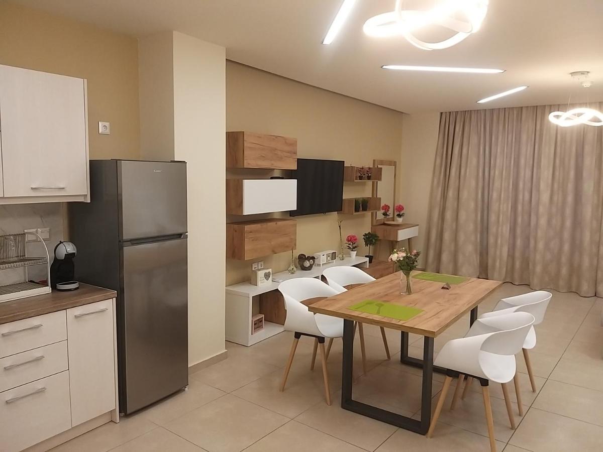 Amazing Apartments @ Monastiraki Subway Station Атина Екстериор снимка