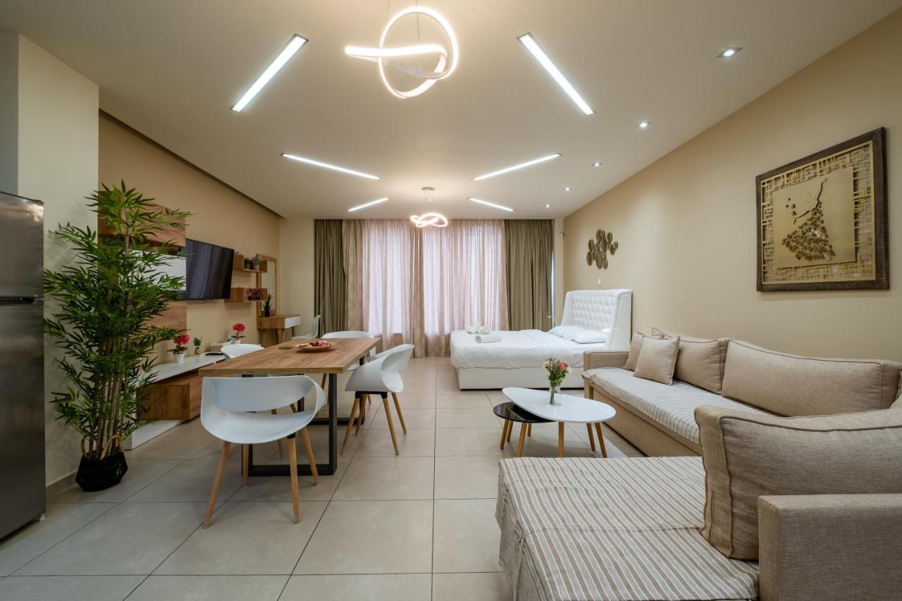 Amazing Apartments @ Monastiraki Subway Station Атина Екстериор снимка