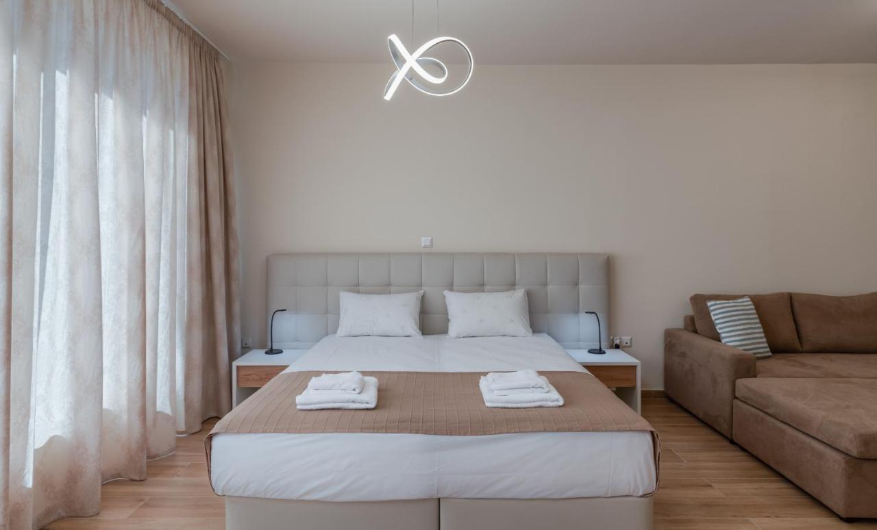 Amazing Apartments @ Monastiraki Subway Station Атина Екстериор снимка